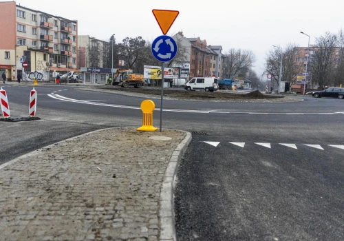 Rondo testuje cierpliwość kierowców. Jeden manewr i nawet 1000 zł kary