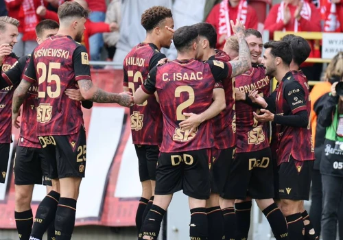 Arcyważna wygrana Widzewa! Kłopoty Lechii