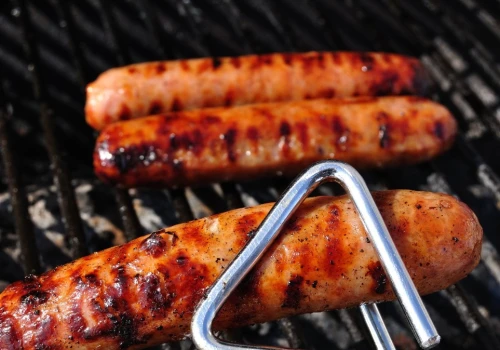 Ten błąd przy grillu popełnia niemal każdy. Może mocno szkodzić zdrowiu
