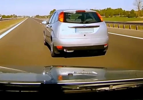 Niebezpieczne sceny na A4 w kierunku Rzeszowa. Zajeżdżał drogę, było blisko tragedii