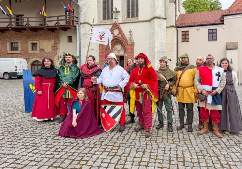 Po setkach lat na raciborskim zamku znów pasowano rycerza