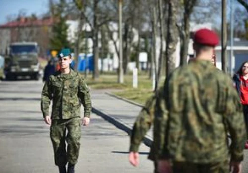 MON szykuje rewolucję emerytalną w służbach mundurowych. Oto co ma się zmienić
