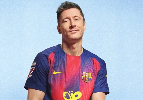 Hiszpanie wskazują na Lewandowskiego przed El Clasico. Głośno o Polaku