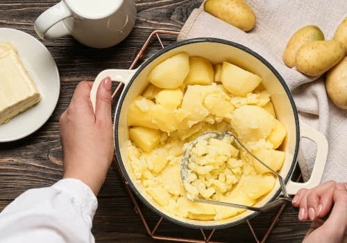 Wcale nie chodzi o kalorie. Ziemniaki mogą szkodzić z zupełnie innego powodu