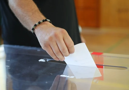 Druga tura wyborów w Pińczowie. Frekwencja na razie niewielka