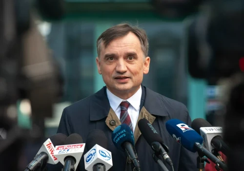 TV Republika pomogła Ziobrze? Ujawniono kulisy. Tajemnicza reakcja Sakiewicza