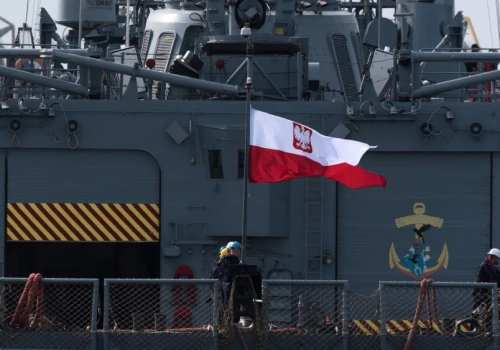 Polska bandera może wrócić do gry po 30 latach. Rząd idzie va banque