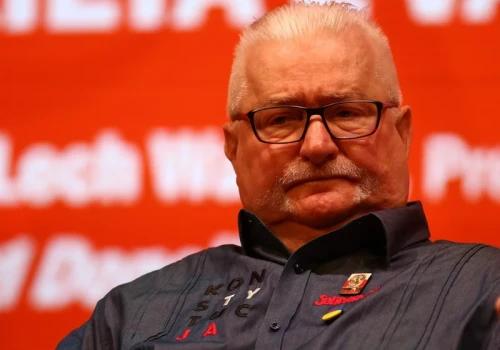 Lech Wałęsa żąda zwrotu pieniędzy. „Tablica w Gdańsku zniknęła bezpowrotnie”