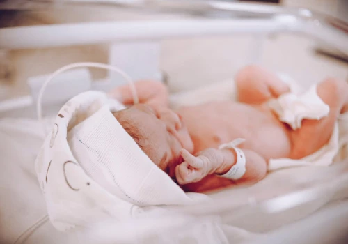 Ministerstwo Zdrowia rozwiewa wątpliwości dotyczące pracy pielęgniarek na neonatologii