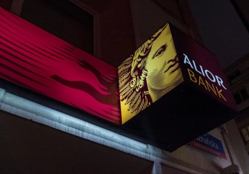 Obrączka zamiast portfela? Alior Bank kusi klientów premiami o wartości 1300 zł