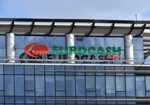 Ponad 500 redukcji etatów i zamknięcia sklepów. Eurocash ogranicza straty