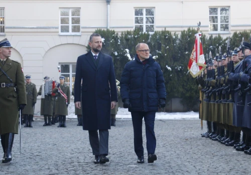 Minister obrony Łotwy podał się do dymisji