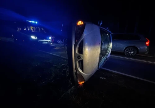 Dachowanie pod Turowcem i jazda mimo zakazów. Interweniowała policja