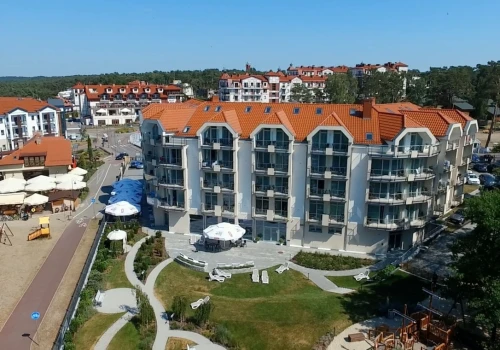 Dlaczego wakacje w Krynicy Morskiej gwarantują udany urlop?
