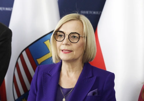 Dwa lata marszałek Renaty Janik. Radni oceniają pracę władz województwa