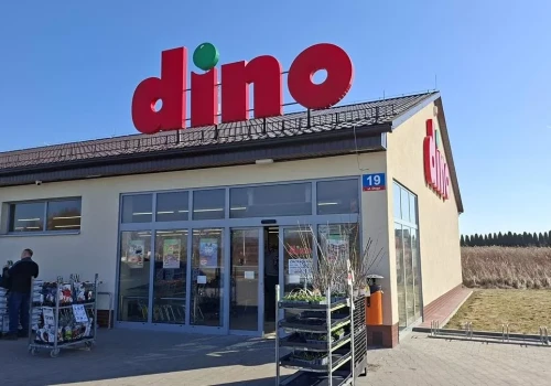 Dino daje podwyżki pracownikom. Chce ich zniechęcić do strajku? “To nadal nie spełnia naszych postulatów”