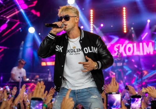Kilka piosenek i kasa, o jakiej można pomarzyć. Takie stawki mają gwiazdy disco polo