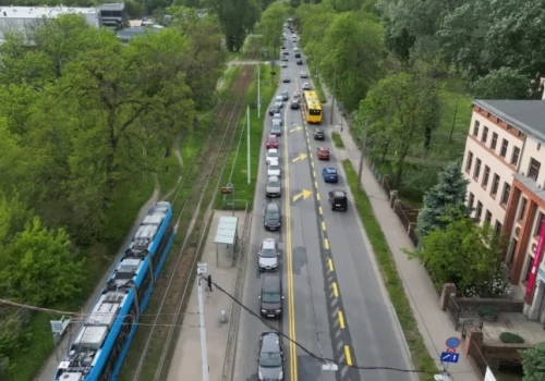Korek na Opolskiej niemal cały dzień. Na Krakowskiej zator po południu