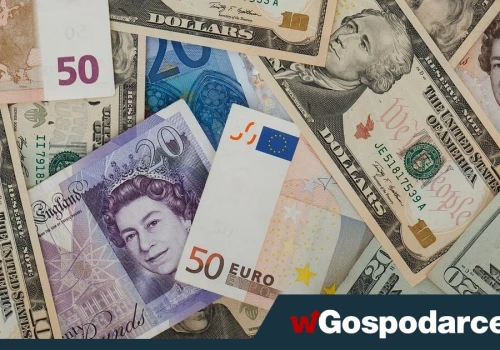 Dolar ponownie słabnie w obliczu impasu w Iranie
