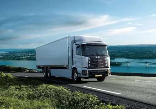 Zmodernizowany Hyundai Xcient także dla Europy – więcej zasięgu, nowy wygląd