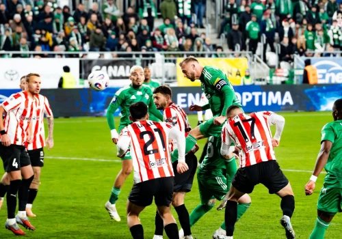 Radomiak w Krakowie przypieczętował utrzymanie w PKO BP Ekstraklasie! Bezbramkowy remis z Cracovią