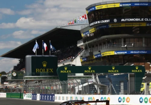 24h Le Mans z kompletną listą startową. Kubica broni zwycięstwa, a stawka pęka w szwach