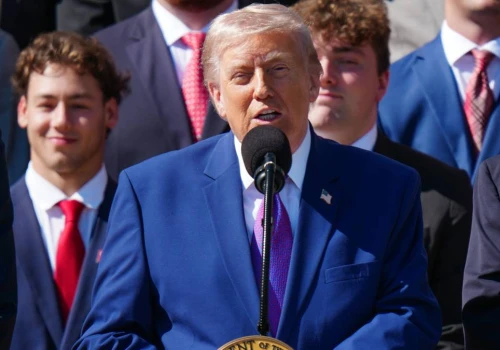 Trump kolejny raz zaskoczył, wskazał kraj. 