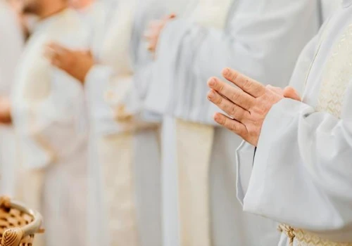 Ile kosztuje przyjęcie komunijne? Średni rachunek może zaskoczyć