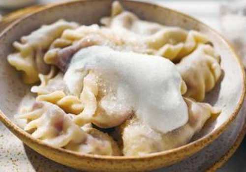 Lepsze niż z serem i owocami. Zrób takie pierogi, póki trwa sezon