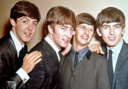 Zadymione kluby, czerwone latarnie i młody Lennon. To będzie gratka dla fanów The Beatles