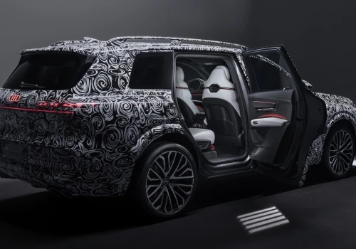 Tak wygląda wnętrze nowego Audi Q9. Przepych godny króla