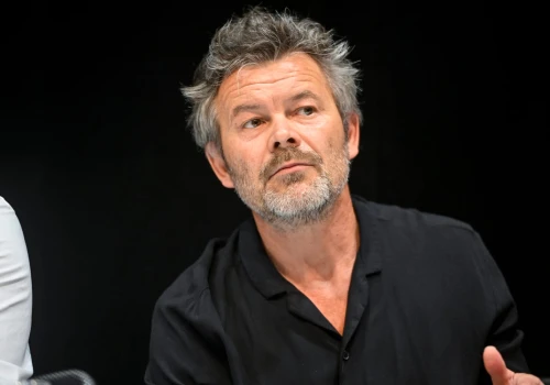 Popularność przyszła dopiero po czterdziestce. Jacek Braciak nie czuł, że aktorstwo to jego przeznaczenie