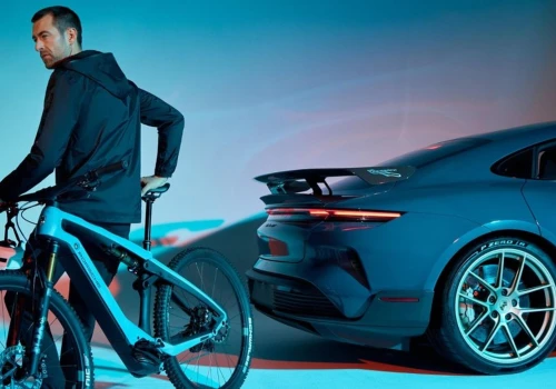 Porsche odpina łańcuch. Wielkie sprzątanie w Stuttgarcie i zmiana priorytetów