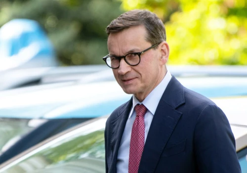 Zaskakująca deklaracja Morawieckiego. Zdradził, jak zagłosuje ws. Hołowni