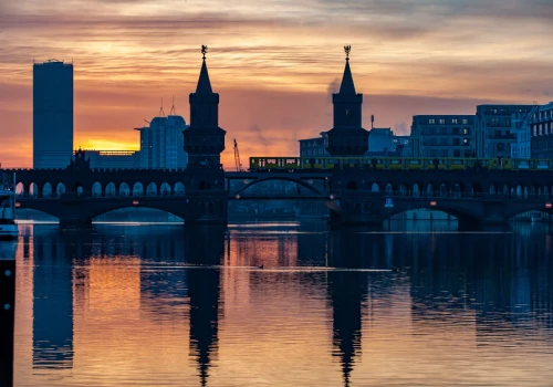 Słynny most w Berlinie czeka rozbiórka i odbudowa. Niemcy postawili na firmy z Polski