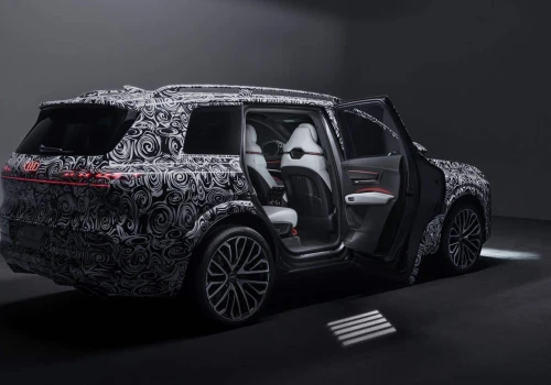 Wielkie Audi Q9 nadchodzi – tak wygląda w środku