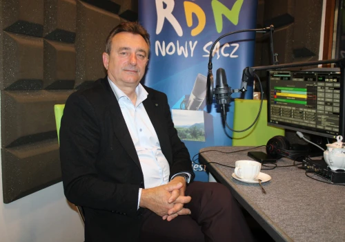 Niedźwiedź znów w Beskidzie Wyspowym. Wójt apeluje do mieszkańców o rozwagę