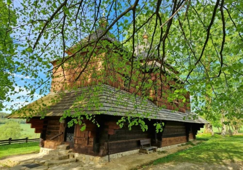 Smolnik — cerkiew, którą ponoć wzniosły anioły