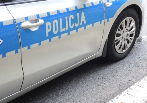 Trzy pojazdy zderzyły się na A4. Na autostradzie tworzą się korki