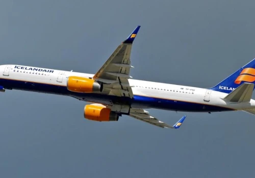Kwiecień na plusie w Icelandair. Latem niższe oferowanie i szybszy koniec B757?