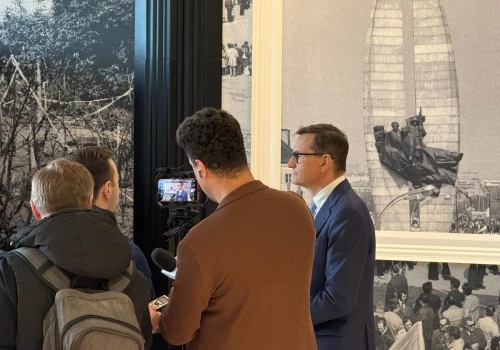 „Musicie mówić głośno”. Mateusz Morawiecki ogłasza w Rzeszowie nowy program dla gmin