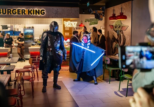 Burger King na Dworcu Głównym zmienił się w kantynę inspirowaną Star Wars (Galeria)
