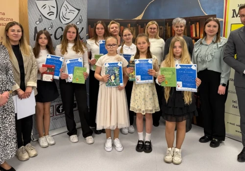 Młodzi recytatorzy z gminy Mordy zachwycili jury. Za nimi eliminacje konkursu im. Kornela Makuszyńskiego