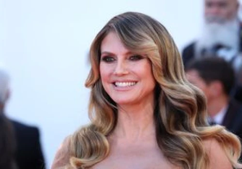 Heidi Klum olśniewa w Cannes. 52-latka skradła show