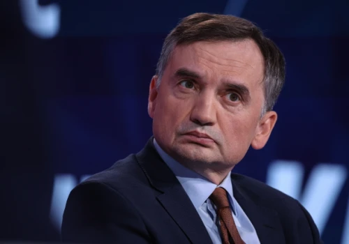 Polskie MSZ skierowało notę do Ambasady USA w Warszawie o wskazanie podstaw prawnych i faktycznych wjazdu  Ziobry na teren USA