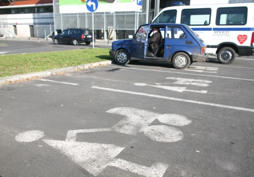 Parkujesz tu 