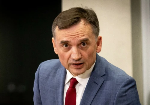 Nowe informacje ws. Zbigniewa Ziobry. Wiadomo, gdzie dokładnie przebywa