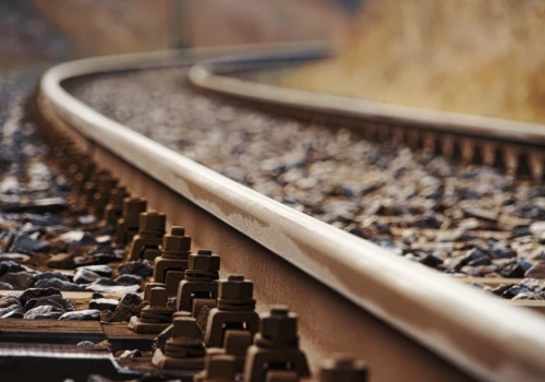Poważna awaria infrastruktury kolejowej. Utrudnienia dla pasażerów linii S5