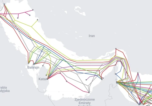 Blokada internetu w Zatoce Perskiej? Iran grozi wprowadzeniem podatku od światłowodów na dnie cieśniny Ormuz