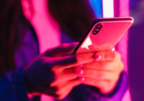 Rachunki za telefon pogrążają Polaków. Ponad miliard złotych zaległości